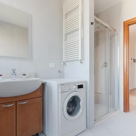 Apartment Guesthost - Comfy X4 Comasina M3 *