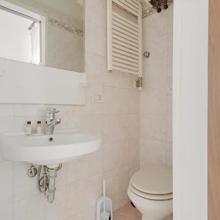 Guesthost - Cozy X2 Porta Romana Appartamento Milano