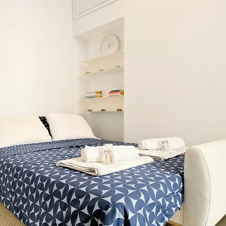 Elegant Designer In The Heart Of Citylife Apartment