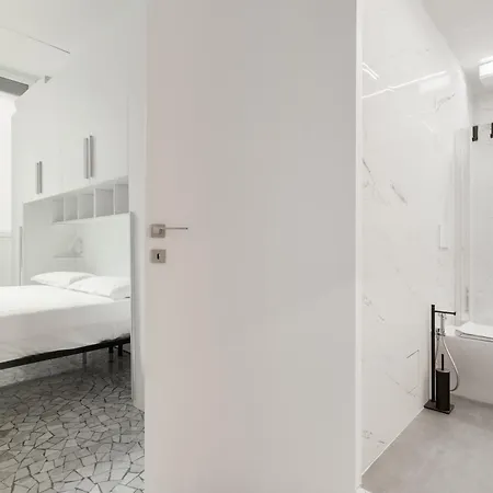 公寓 Guesthost - Cozy Flat Near & Grec0 Pirelli Stations