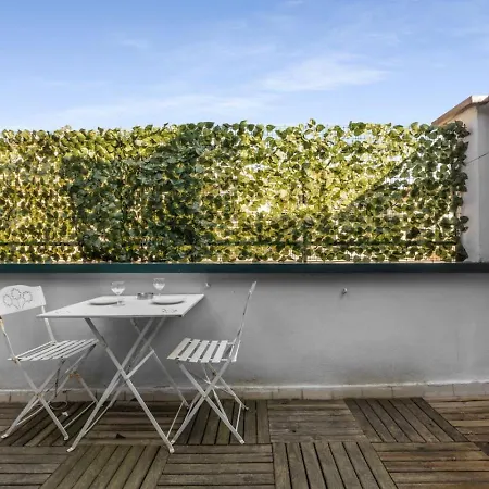 Apartamento Charming Attic With Terrace - Wi-fi Netflix *