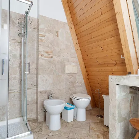 Apartment Guesthost - Modern Bocconi *