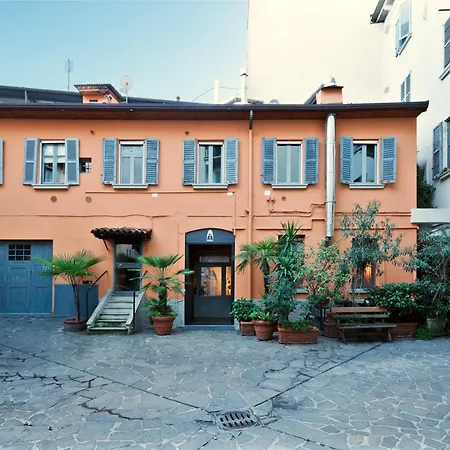 Daire Corso Magenta Historic