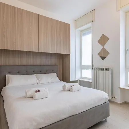Apartment Bright Near Metro Tolstoj - Easy Centre And Linate Access
