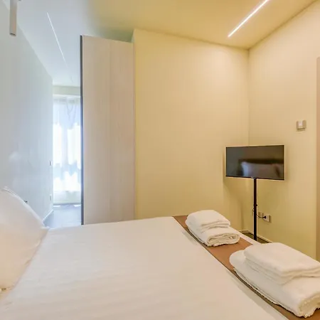 Apartment Royal Centro Turati *