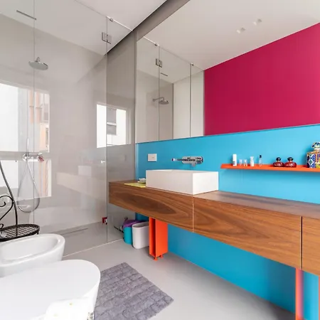 Luxury Penthouse, Exclusive Design & Private Garage Mailand