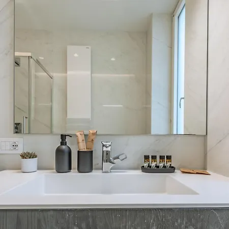 Easytopstay - Monte Napoleone Exclusive Living * ミラノ
