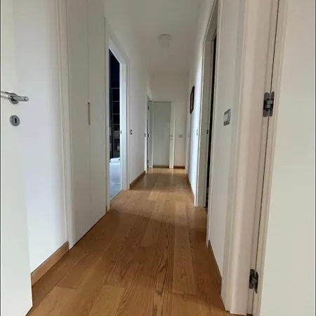 Attico Con Terrazzo Panoramico Apartment Mailand