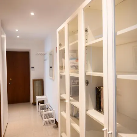 Appartement Splendido Trilocale In Zona Isola Milaan