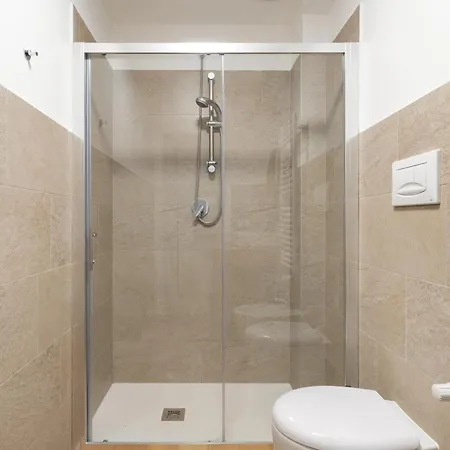 Apartment Guesthost - Ferdy X4 Near San Siro Mailand