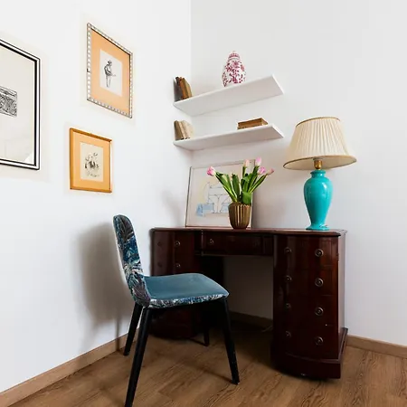 Santa Sofia Penthouses شقة