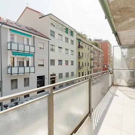 The Giambellino Diamond - 2 Baths - M4 Frattini
