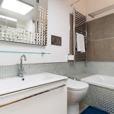 Bocconi Porta Romana Accogliente Bilocale Apartment