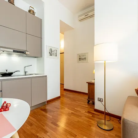 Luxury, Modern & Charming Near Station * Milano
