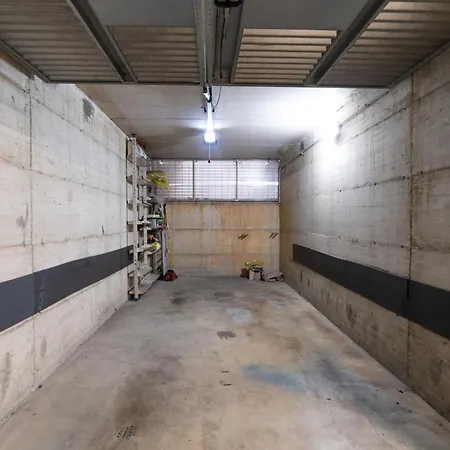 公寓 Rho Fiera - San Siro Stadium, Vintage House & Private Garage *