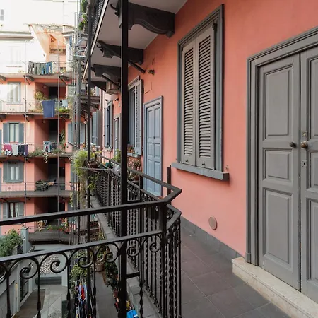 Guesthost - Cozy X2 Porta Romana Milano