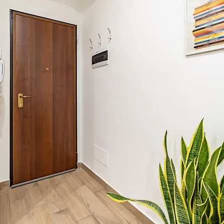 Vivimihome Elegant Near Porta Romana شقة *