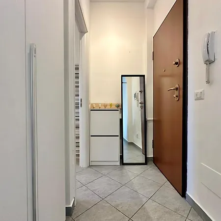 Apartment Chic Con Cucina Indipendente E Terrazzino *