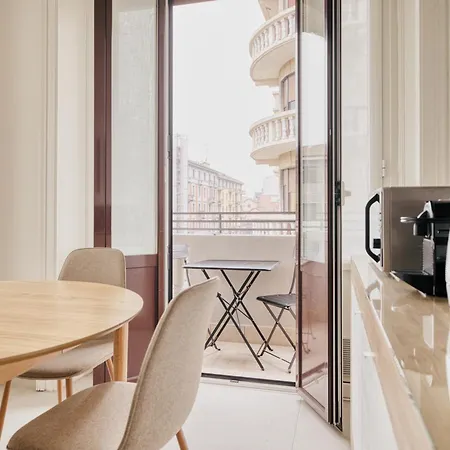 Hostmate - - Viale Corsica - 15 Min From Duomo Lejlighed