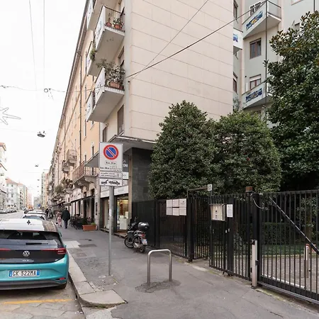 Guesthost - Atelier Rubens De Angeli X4 Mailand