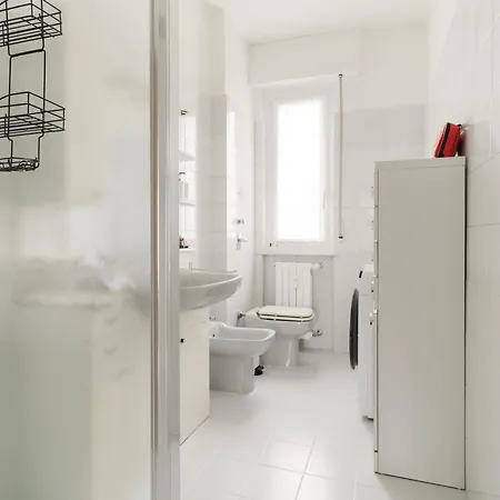 Guesthost - Cozy Crescenzago Mm2 Apartment Mailand