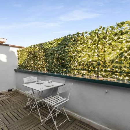 Apartamento Charming Attic With Terrace - Wi-fi Netflix
