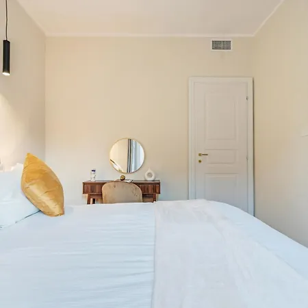 Apartment Nirone 19 Mailand