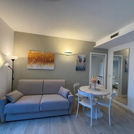 Apartment Domus