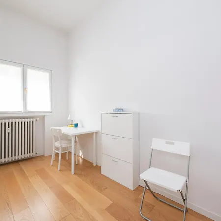 M2 Stylish Within Walking Distance Of The Navigli District * Milan