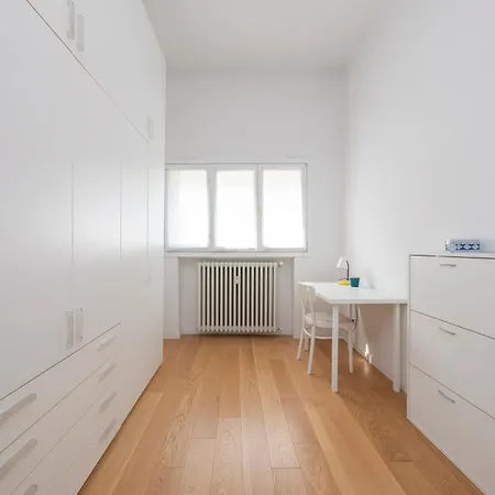 M2 Stylish Within Walking Distance Of The Navigli District Apartment *