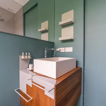 Apartment Luxury Penthouse, Exclusive Design & Private Garage *