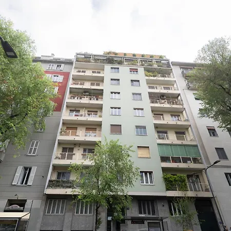 Luminosissimo Trilocale In Zona Solari Milano