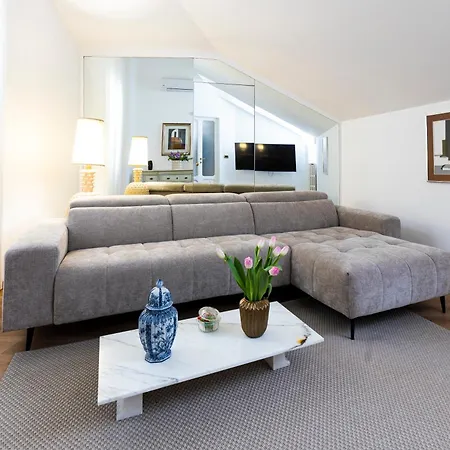 Santa Sofia Penthouses *