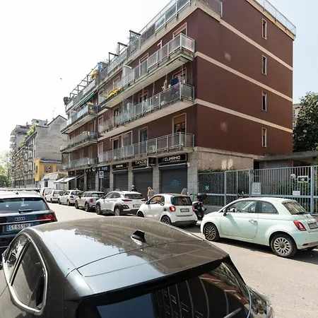 The Giambellino Diamond - 2 Baths - M4 Frattini *