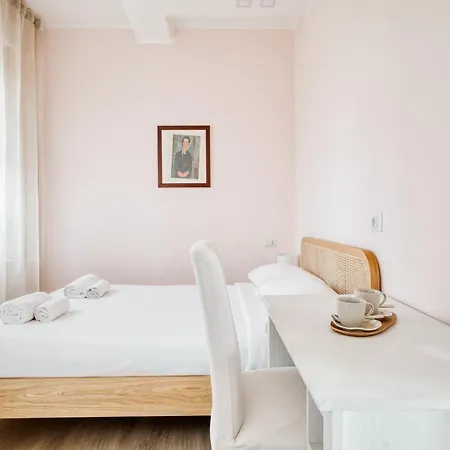 Top-floor Penthouse With Panoramic Terrace - 20 Minutes From San Siro & Duomo