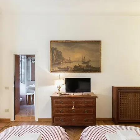 Large Comfort Suite 6 Persons Close Downtown Apartamento Milão