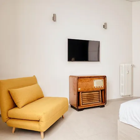 Hostmate - - Viale Corsica - 15 Min From Duomo Lejlighed *