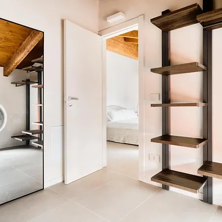 Luxury 5br Retreat Near Navigli Milano