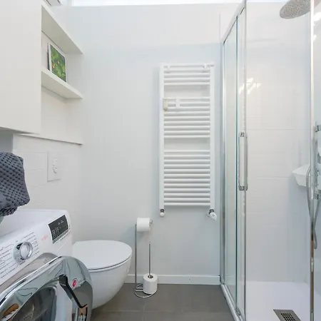 Apartment M2 Stylish Within Walking Distance Of The Navigli District *