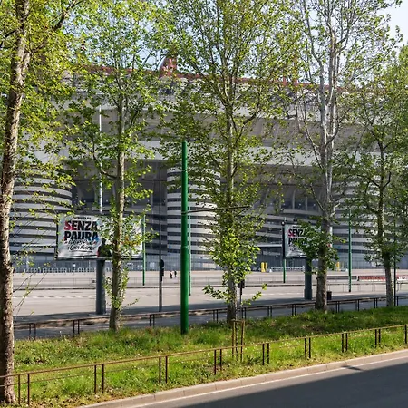 Bilocale Fronte Stadio San Siro *