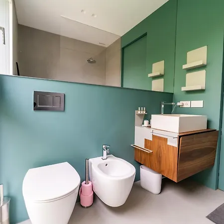 Apartment Luxury Penthouse, Exclusive Design & Private Garage *