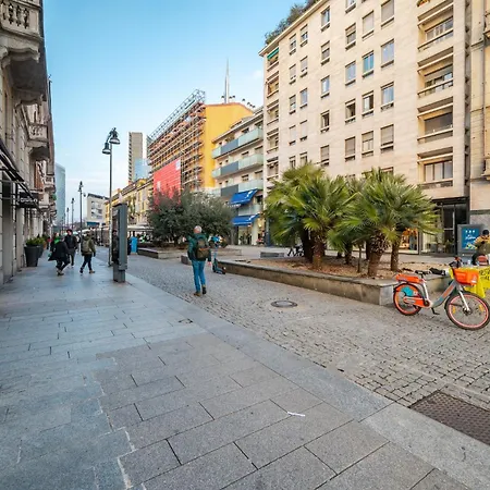 Di Lusso Con Jacuzzi A Porta Garibaldi شقة ميلان