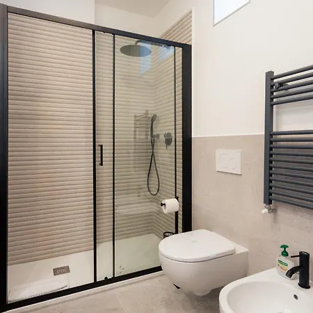 Duomo Luxury - Leo Brothers - Fontana Street