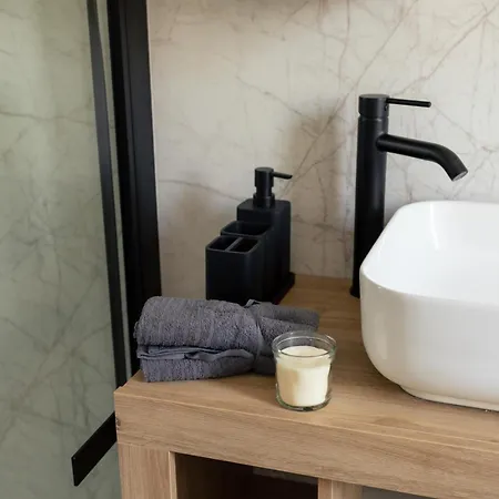 Duomo Luxury - Leo Brothers - Fontana Street 밀라노