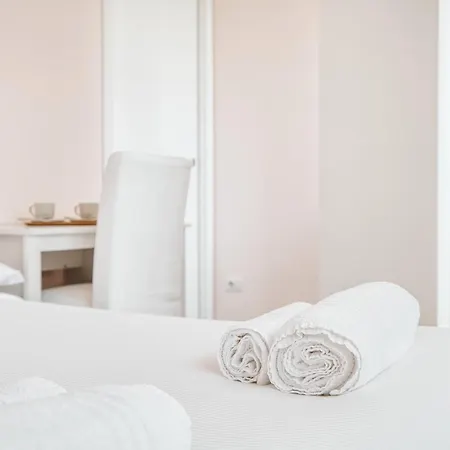 Апартаменты Top-floor Penthouse With Panoramic Terrace - 20 Minutes From San Siro & Duomo *
