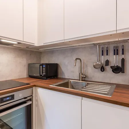 아파트 Italianflat - Easy Living M4 Metro Station *