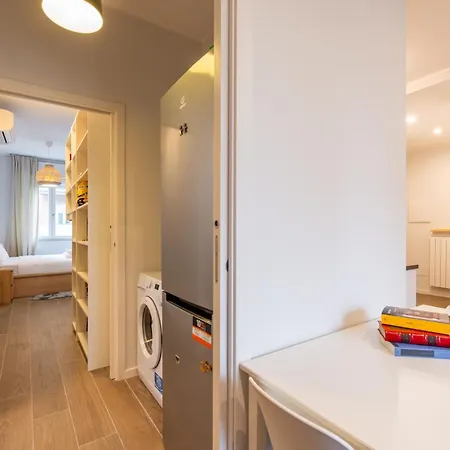 شقة Italianflat - Easy Living M4 Metro Station