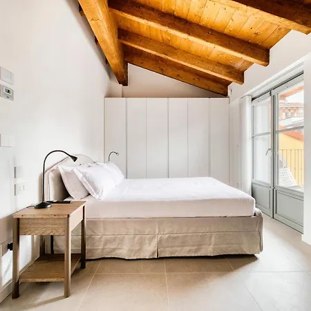 Luxury 5br Retreat Near Navigli Milano