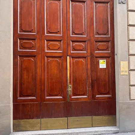 Apartment Brera Elegant 5th Floor Flat With Balcony *