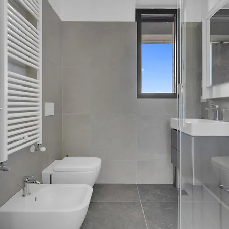 Apartment Feel Uptown Fiera With Terrace & Garage By Ndp Rent